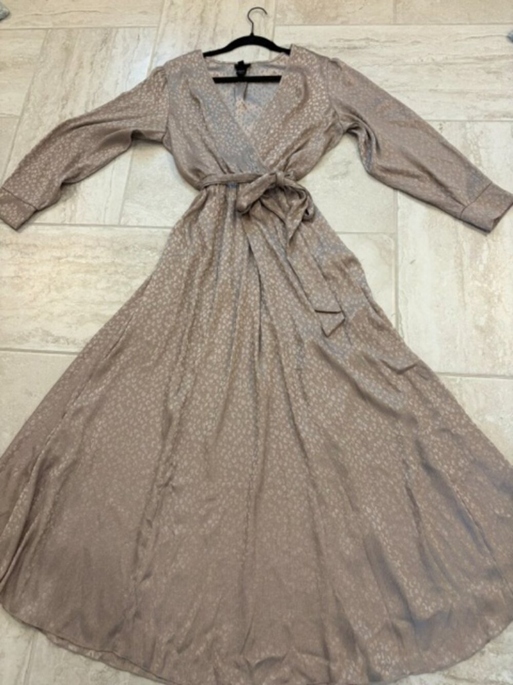 Alexa B Women’s Faux Wrap Midi/Maxi Dress Taupe Animal Leopard Print Sz 12 Glam - Picture 9 of 9